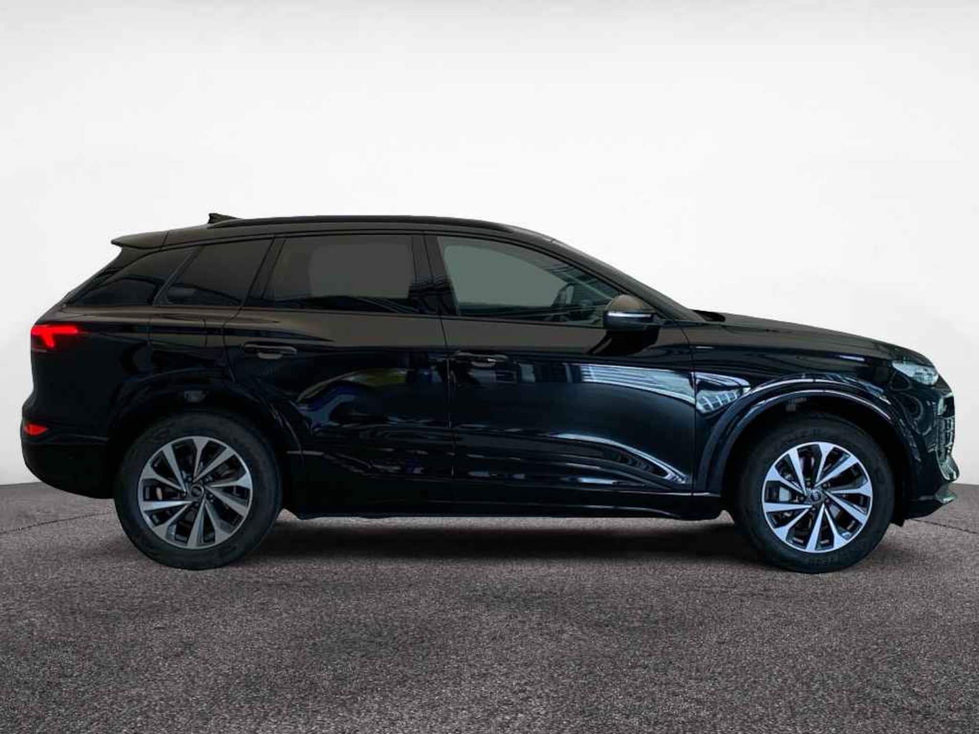 Audi Q6 SUV e-tron