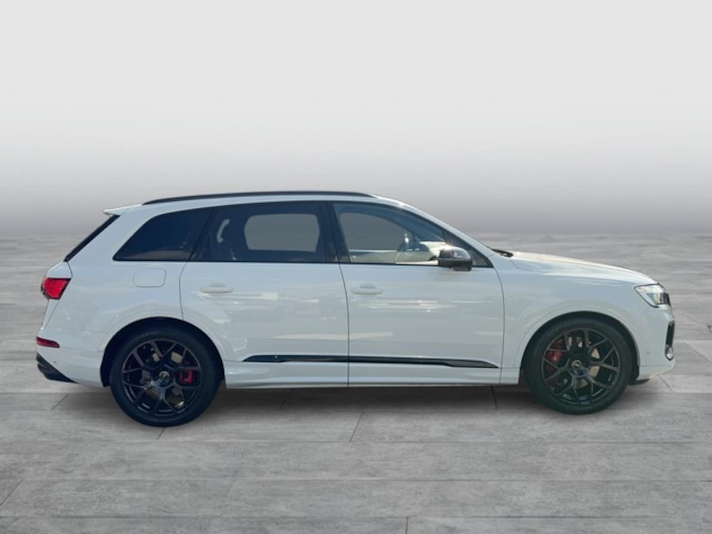 Bild über Audi SQ7 SUV TFSI quattro tiptronic - für weitere Informationen kontaktieren Sie den Audi Partner