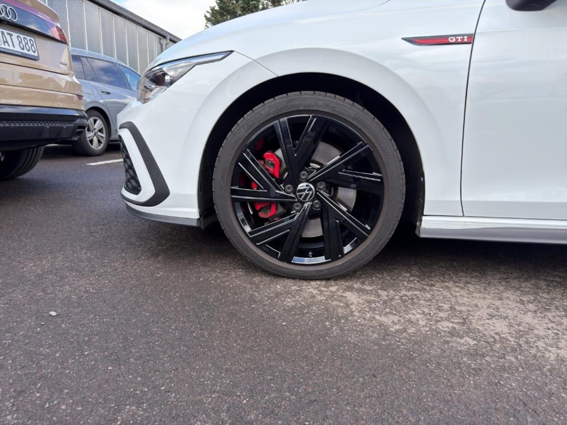 Volkswagen Golf GTI