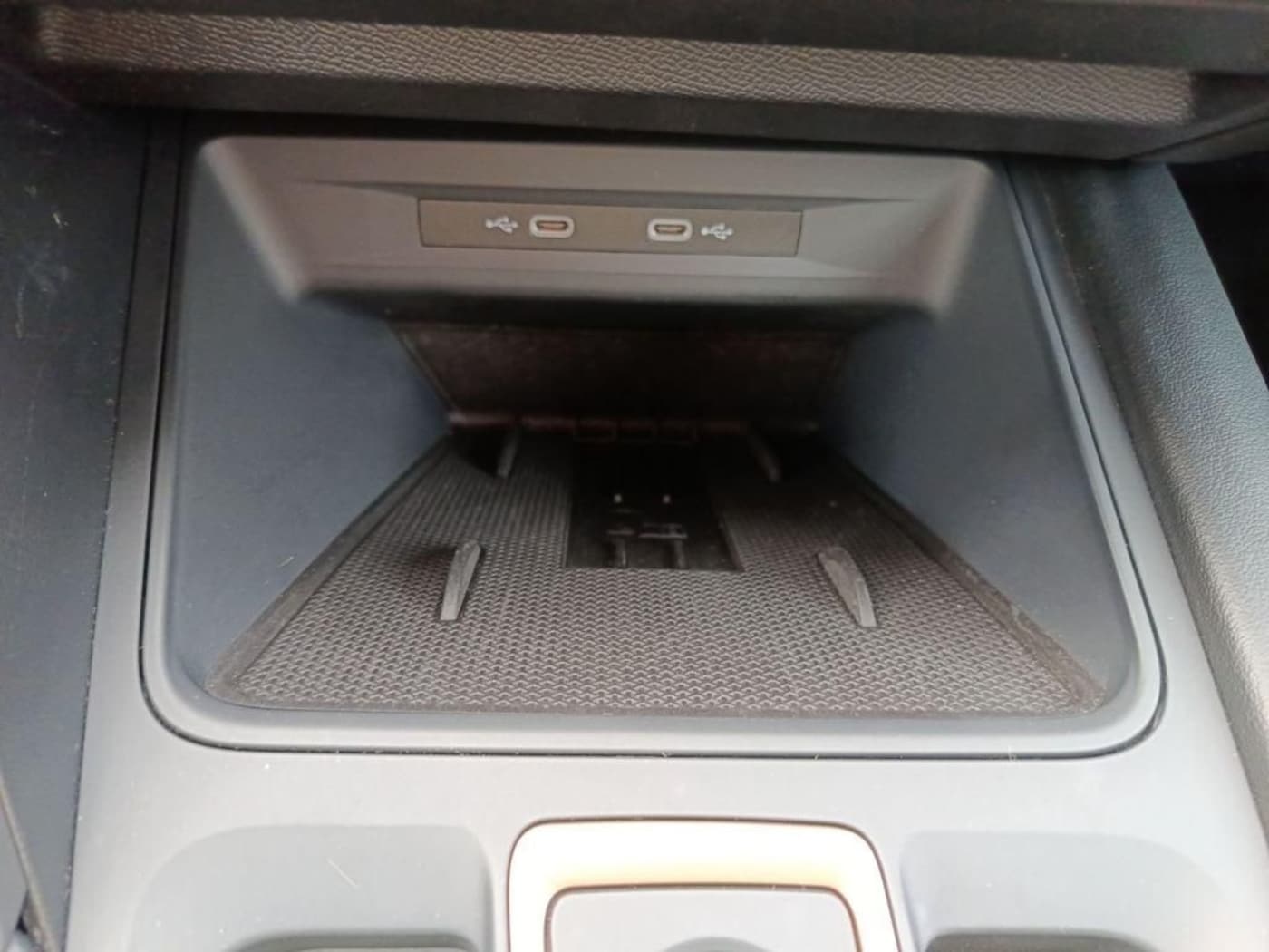 CUPRA Leon León 1.5 TSI e-Hybrid DSG 150 kW (204 CV) — photo 14