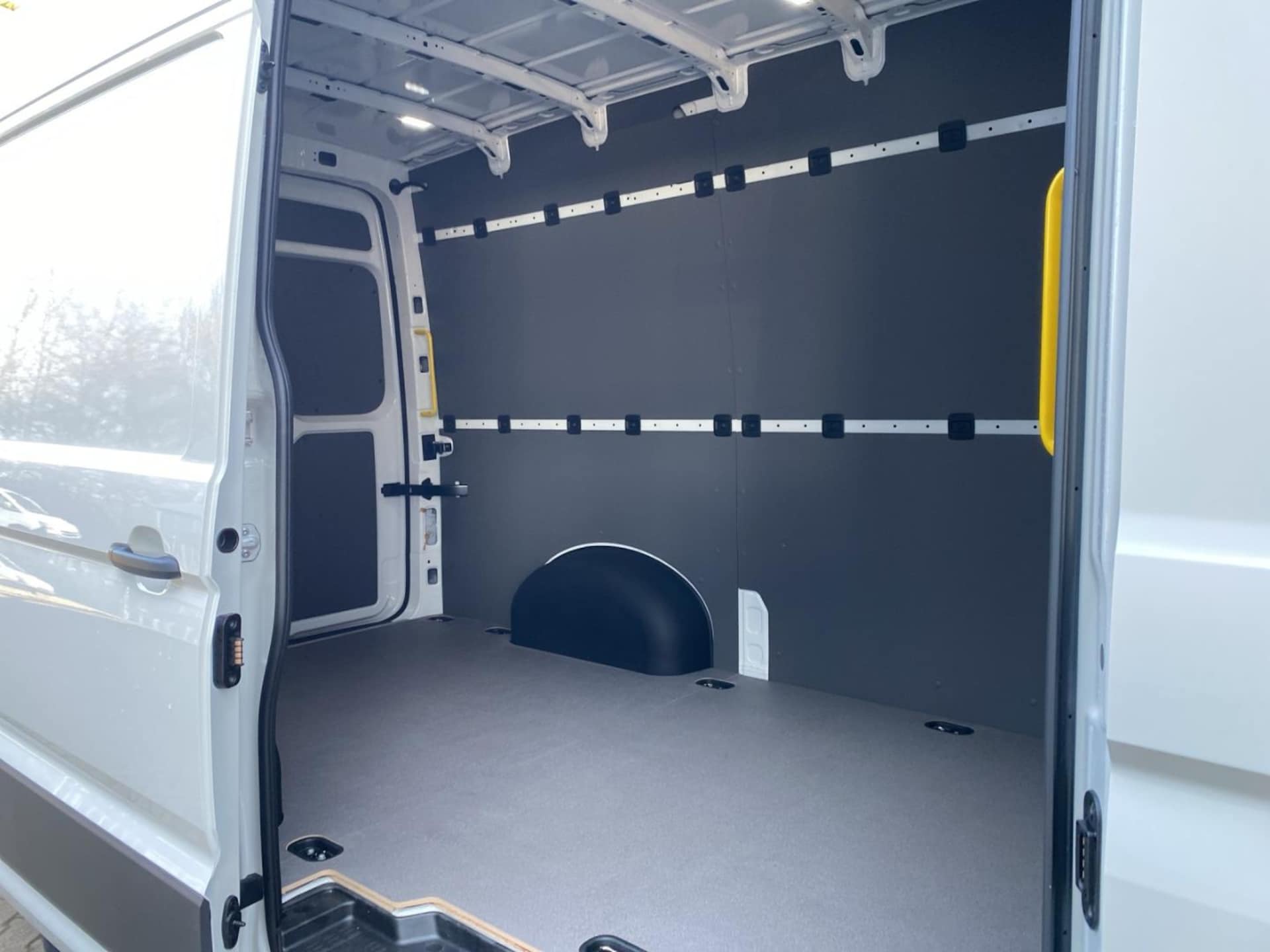 Volkswagen Crafter Kasten mittlerer Radstand