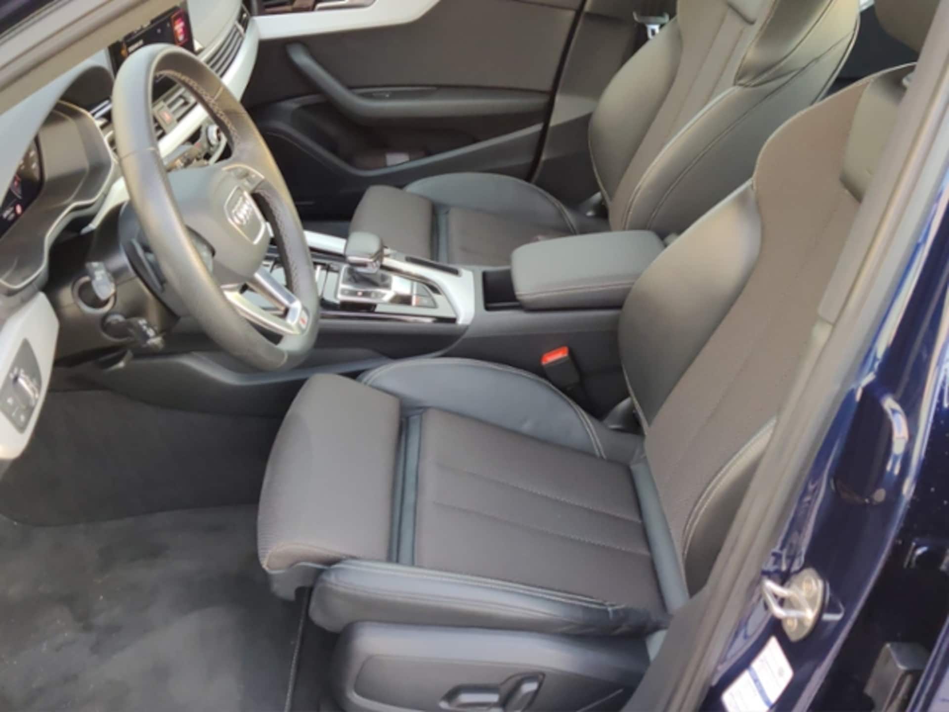 Audi A4 Limousine S line