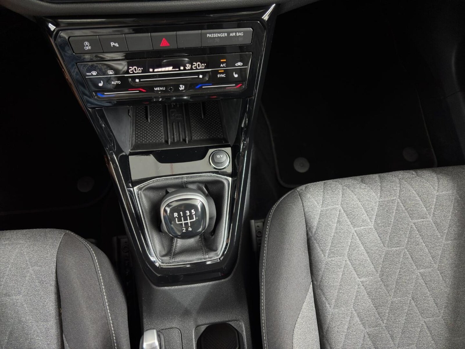 Volkswagen T-Cross – Bild 14