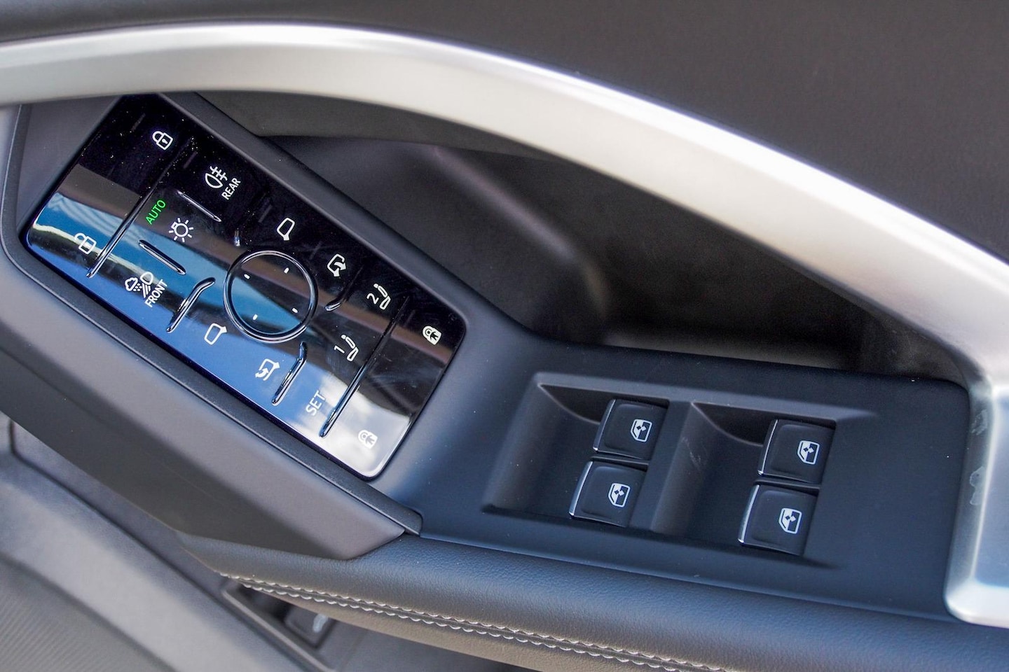 Image about Audi Q5 SUV TFSI quattro 200 kW sport