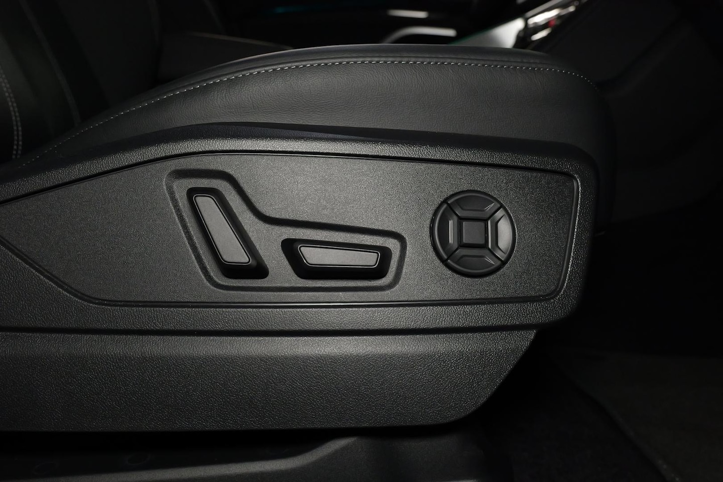 Image about Audi Q5 SUV TFSI 150 kW