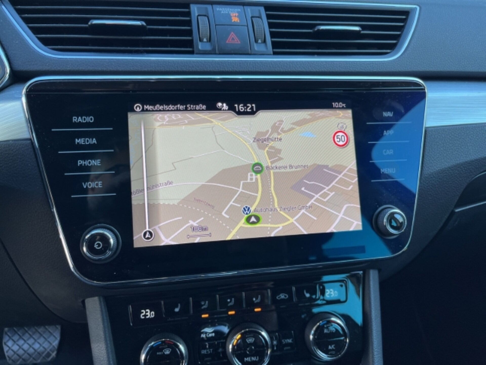 Skoda Superb Combi Ambition