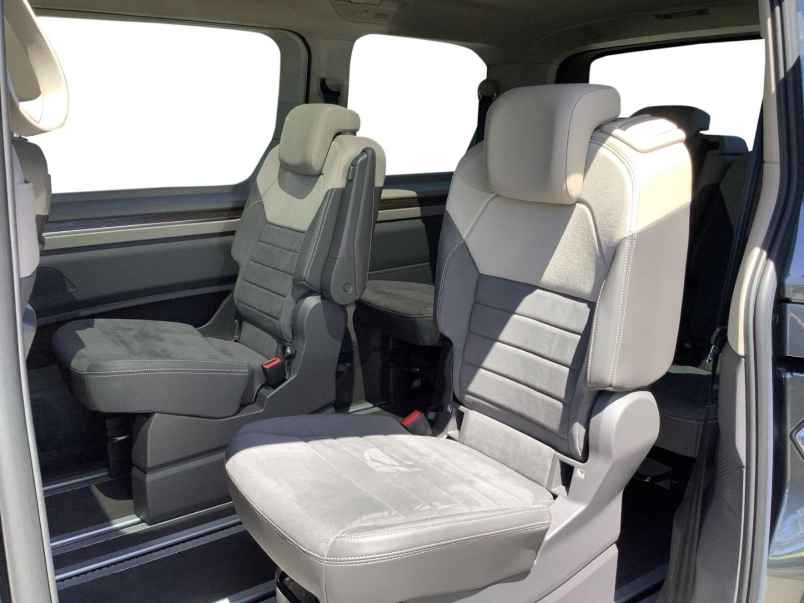 Volkswagen Multivan – Bild 9