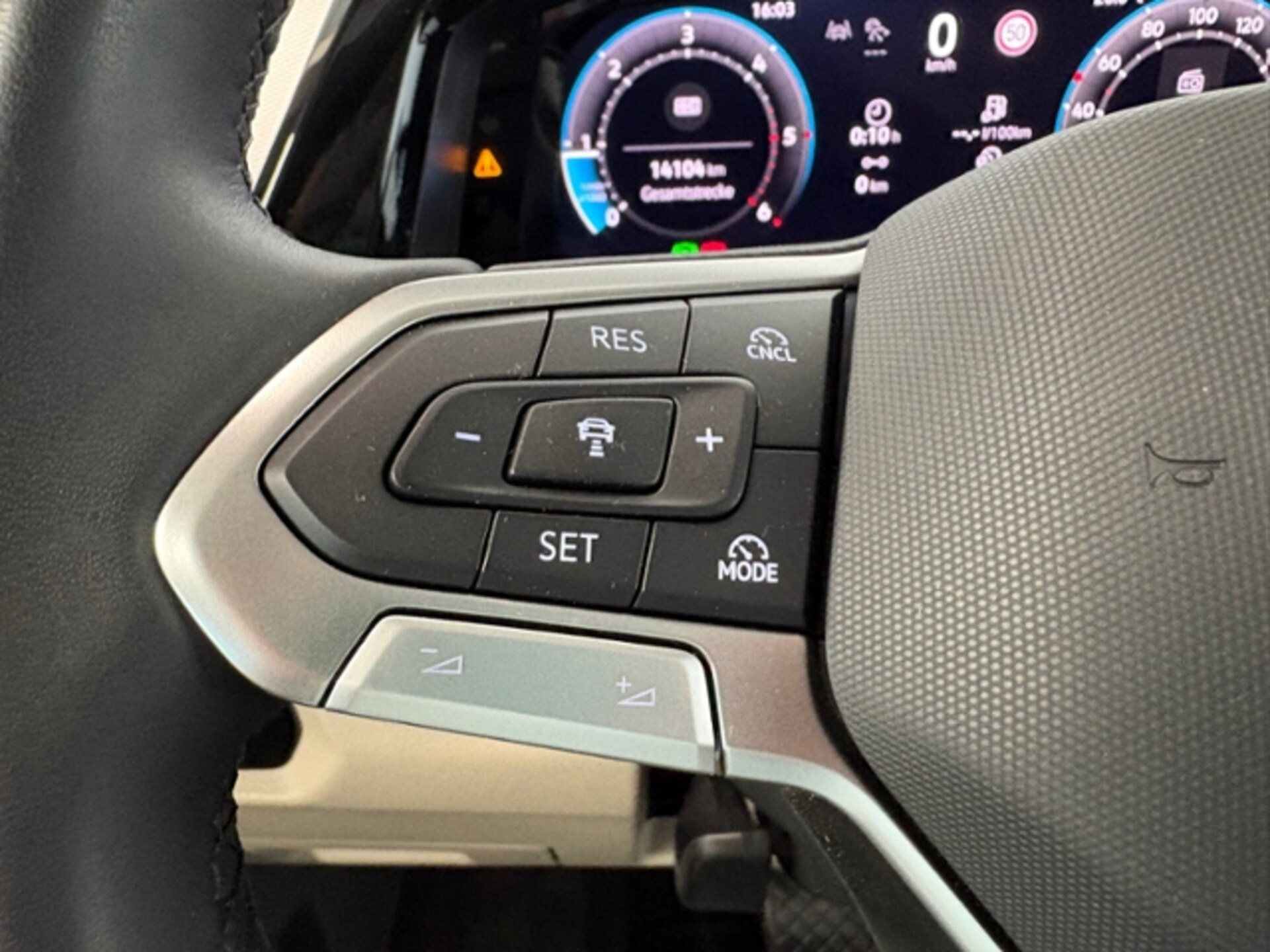 Volkswagen Multivan Basis-Modell