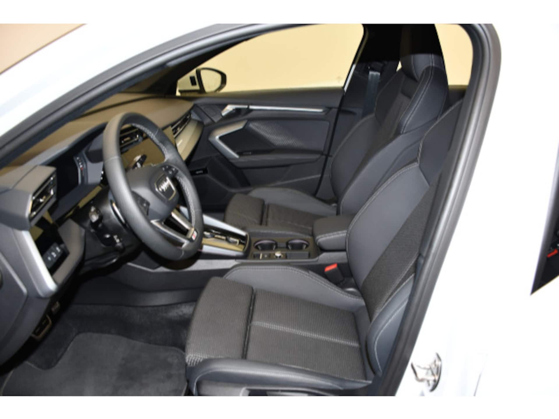 Audi A3 Sportback S line