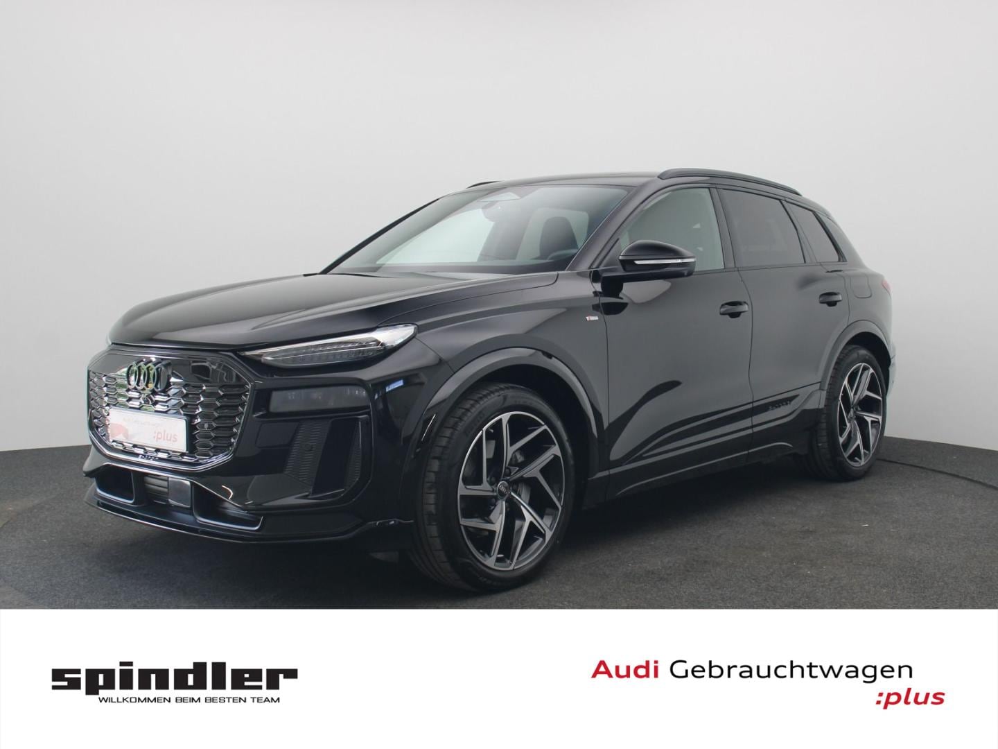 Bild über Audi Q6 SUV e-tron S line business e-tron quattro 315 kW - für weitere Informationen kontaktieren Sie den Audi Partner