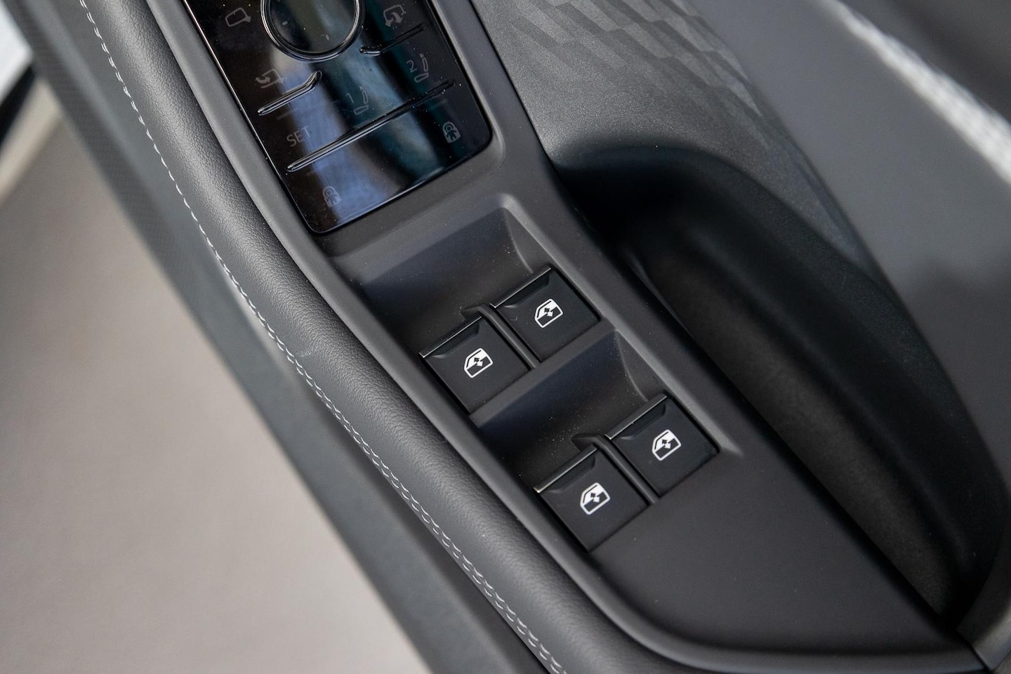 Image about Audi A5 Avant TFSI e e-hybrid quattro 270 kW S tronic