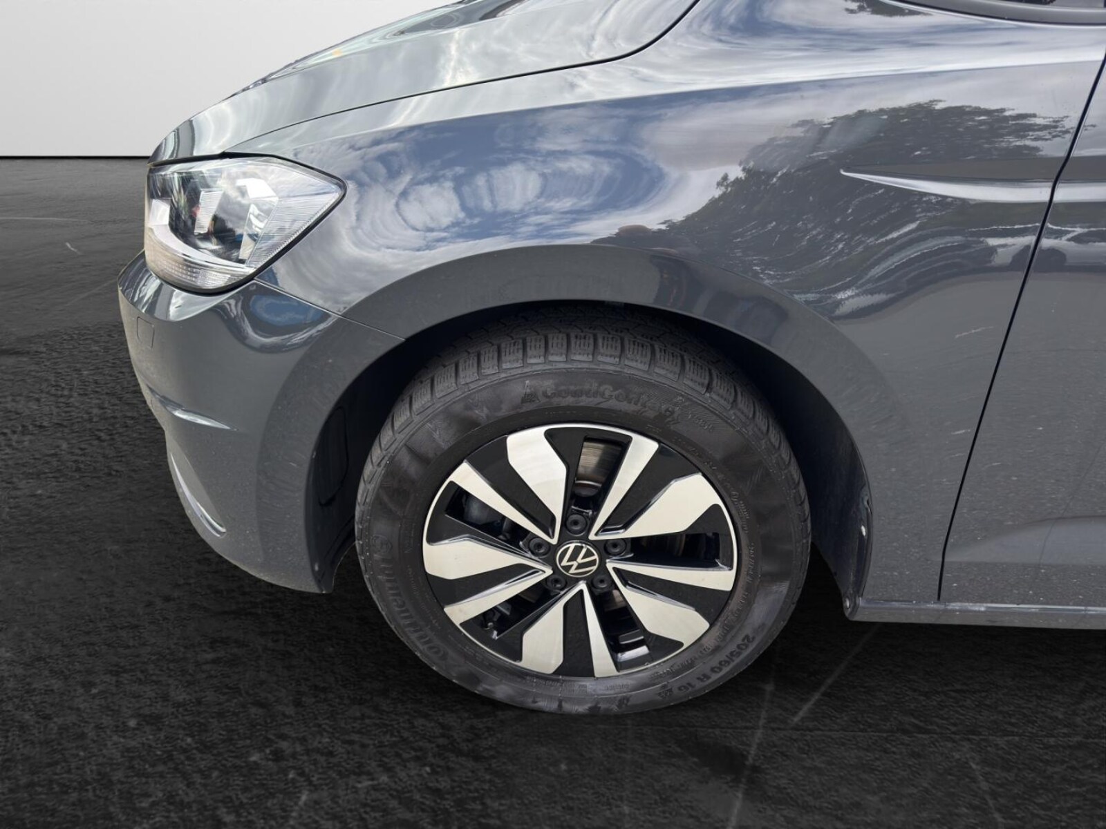 Volkswagen Touran – Bild 6
