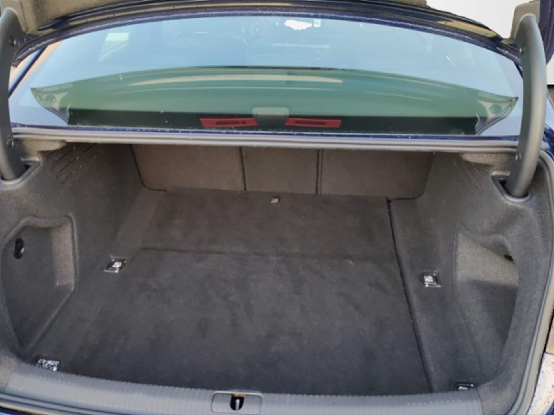 Audi A4 Limousine S line