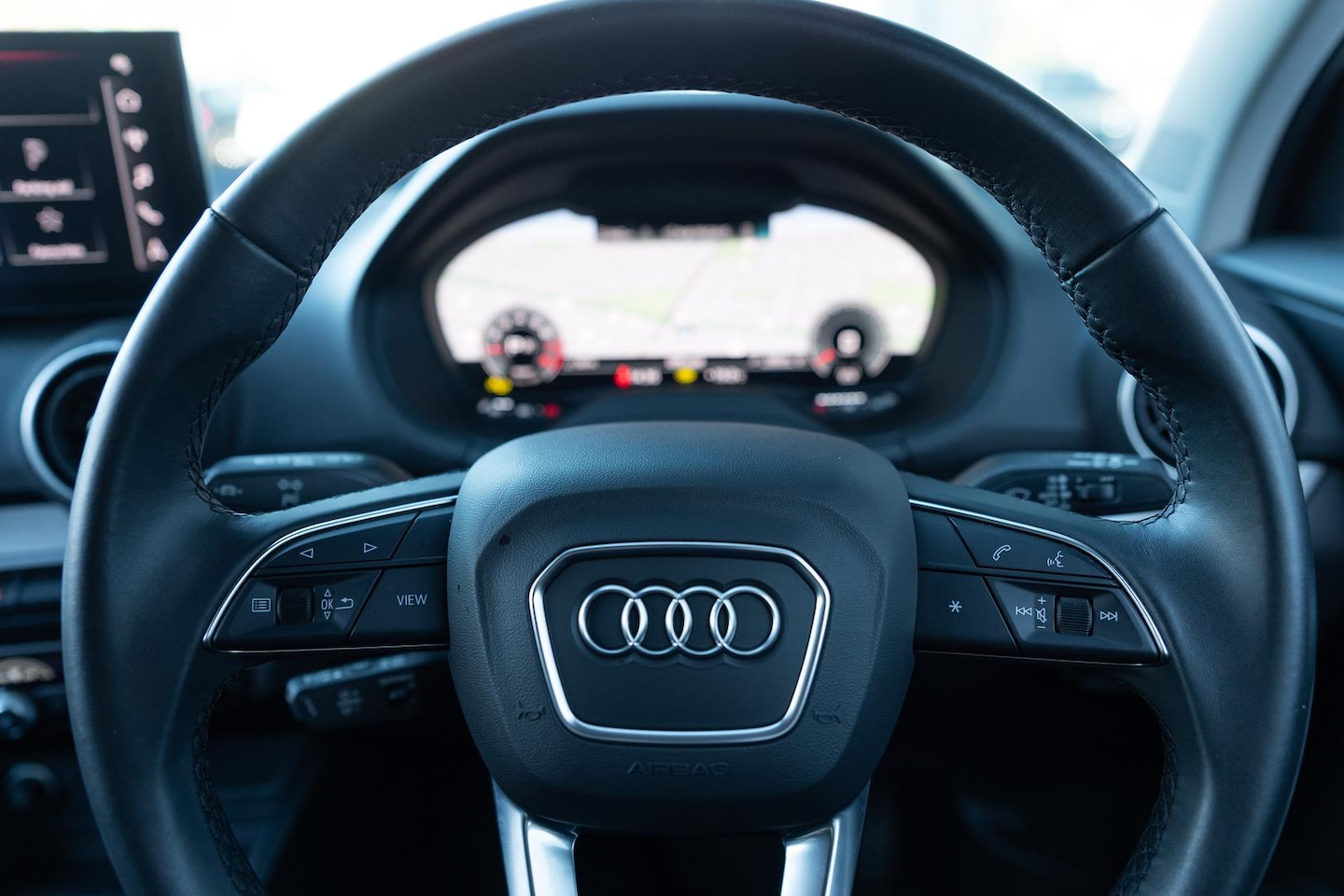 Image about Audi Q2 35 TFSI S tronic