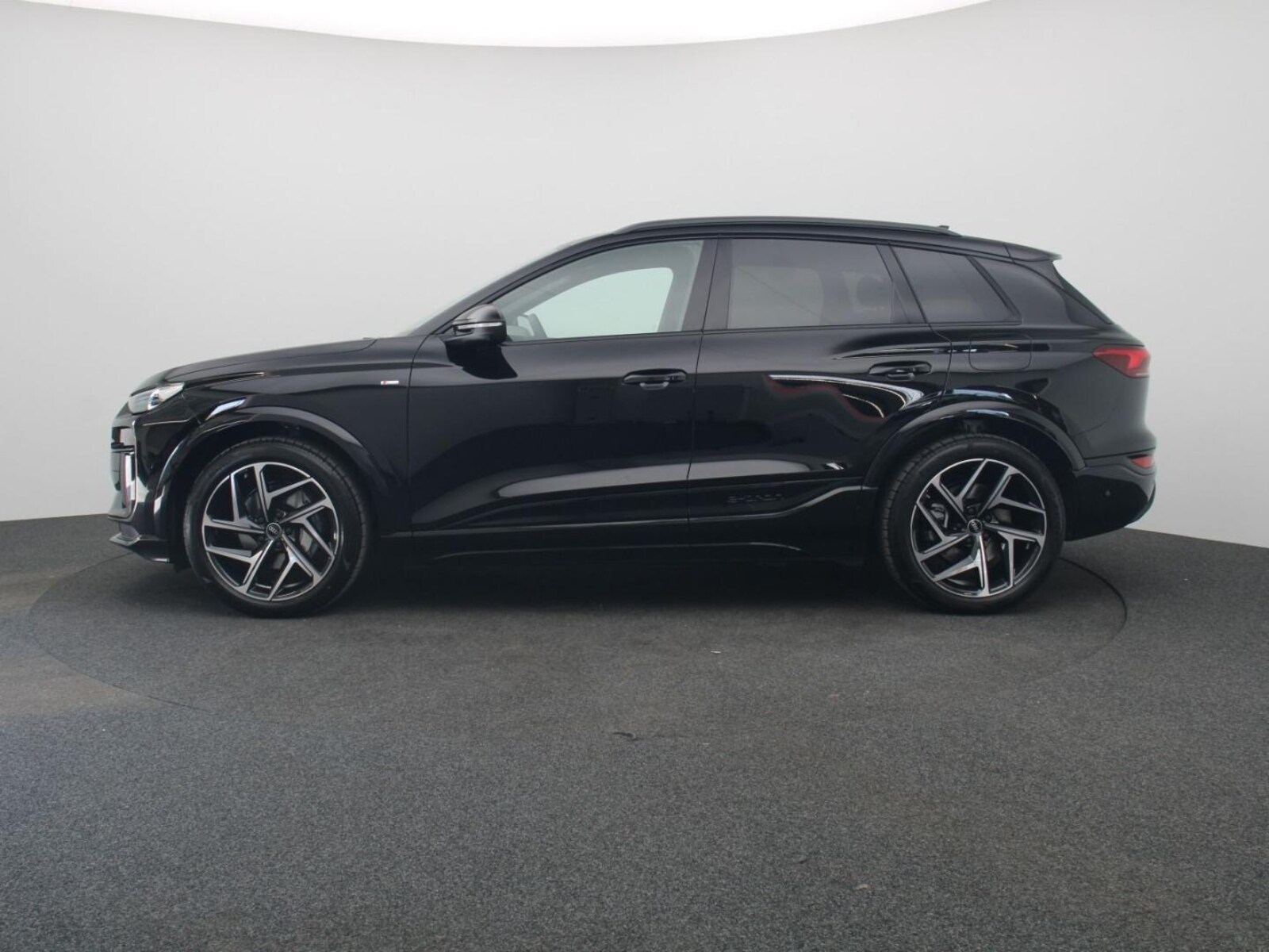 Audi Q6 e-tron – Bild 4