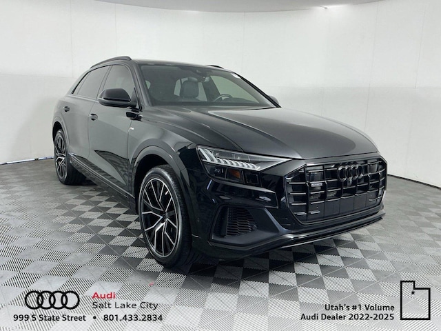 Photo of 2023 Audi Q8
