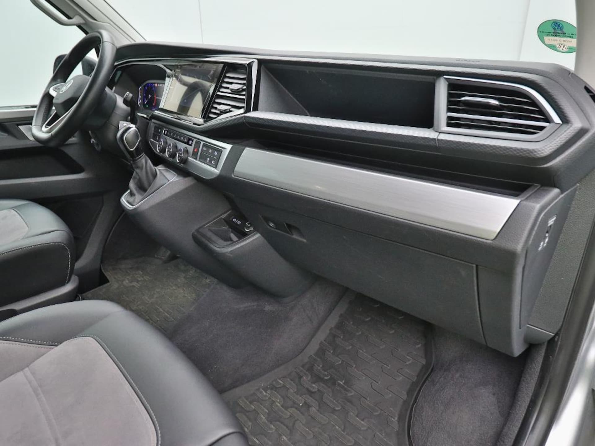 Volkswagen T6.1 California Beach