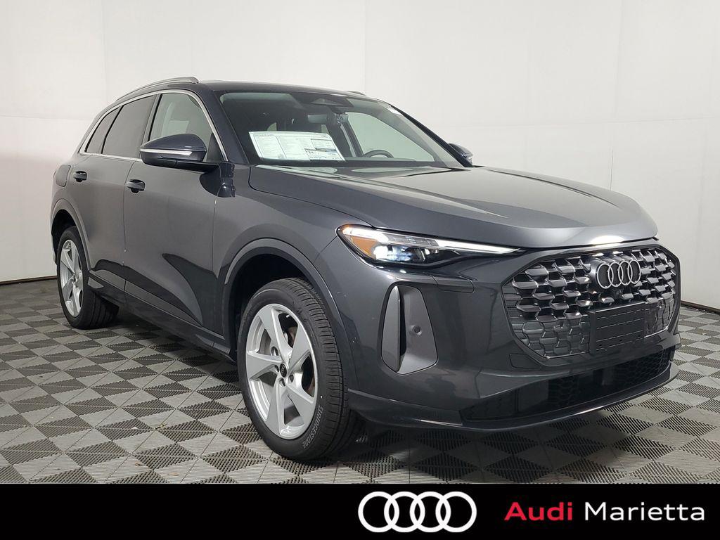 2026 Audi Q5 Premium Plus quattro's photo