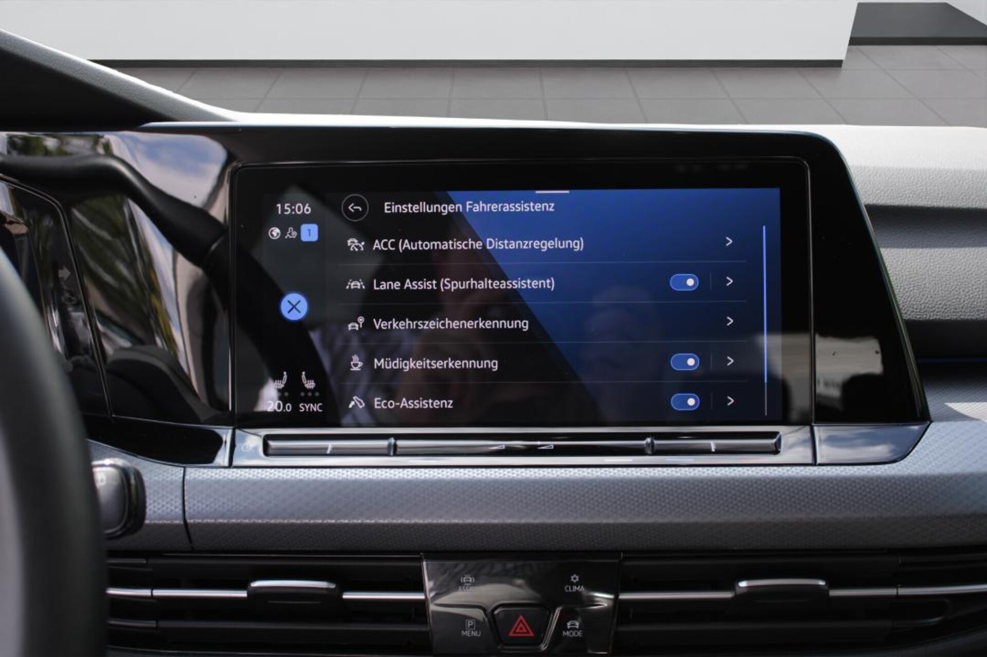 Volkswagen Golf Active