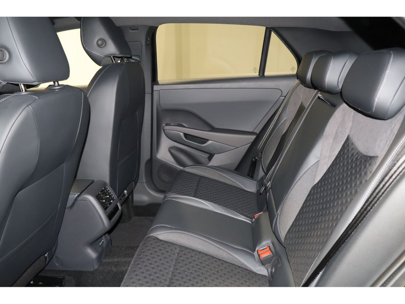 Volkswagen T-Roc – Bild 12