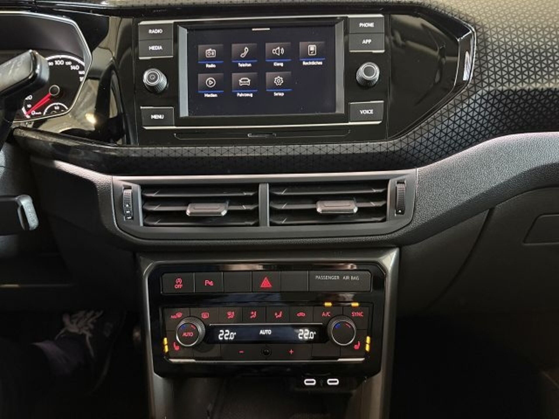 Volkswagen T-Cross Style