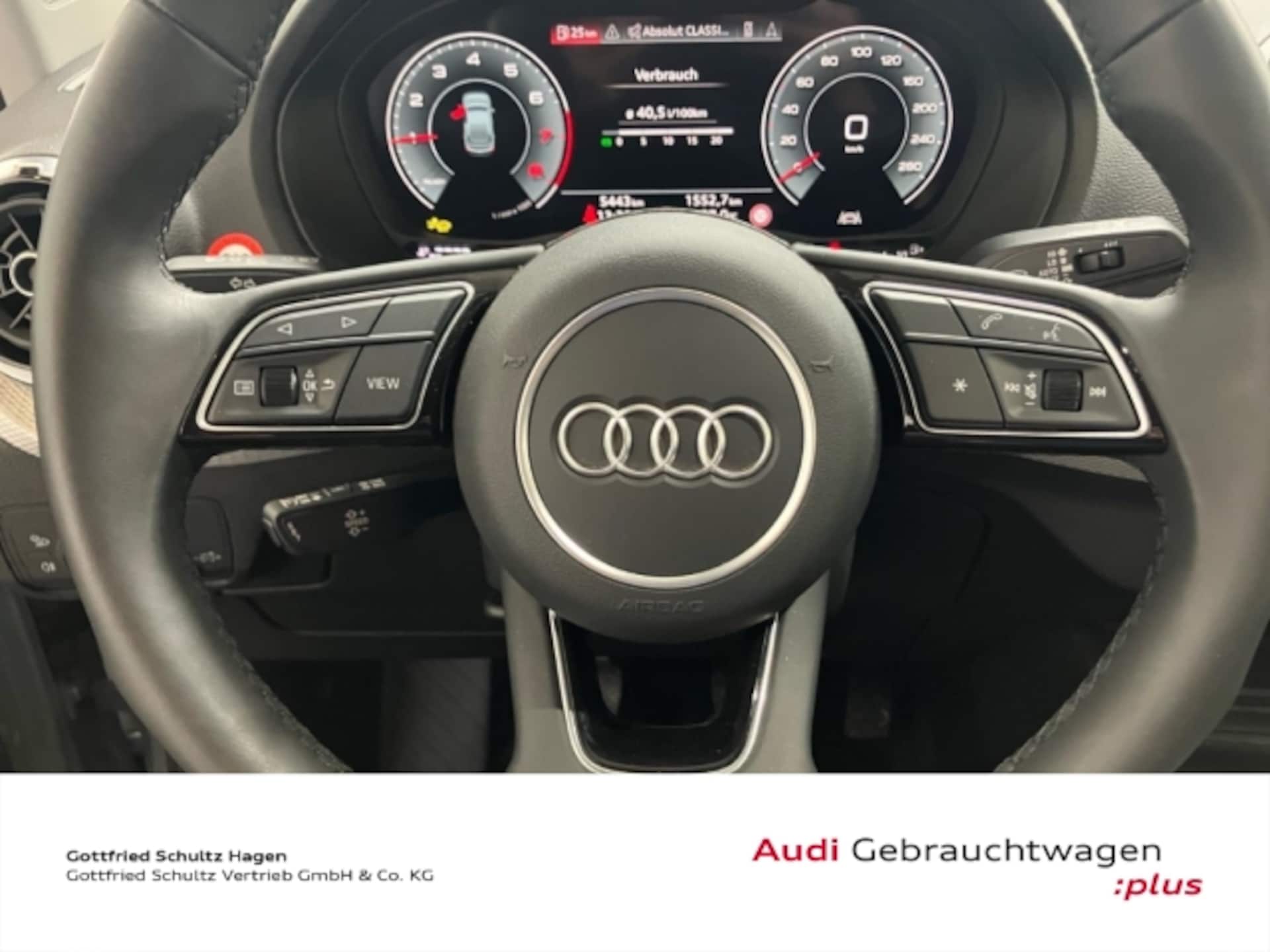 Audi Q2 S line