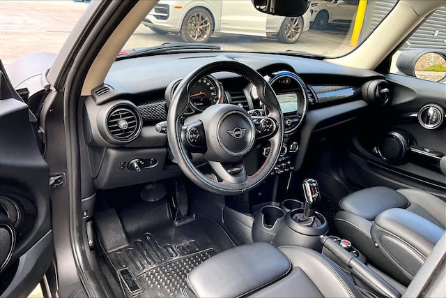 2020 MINI