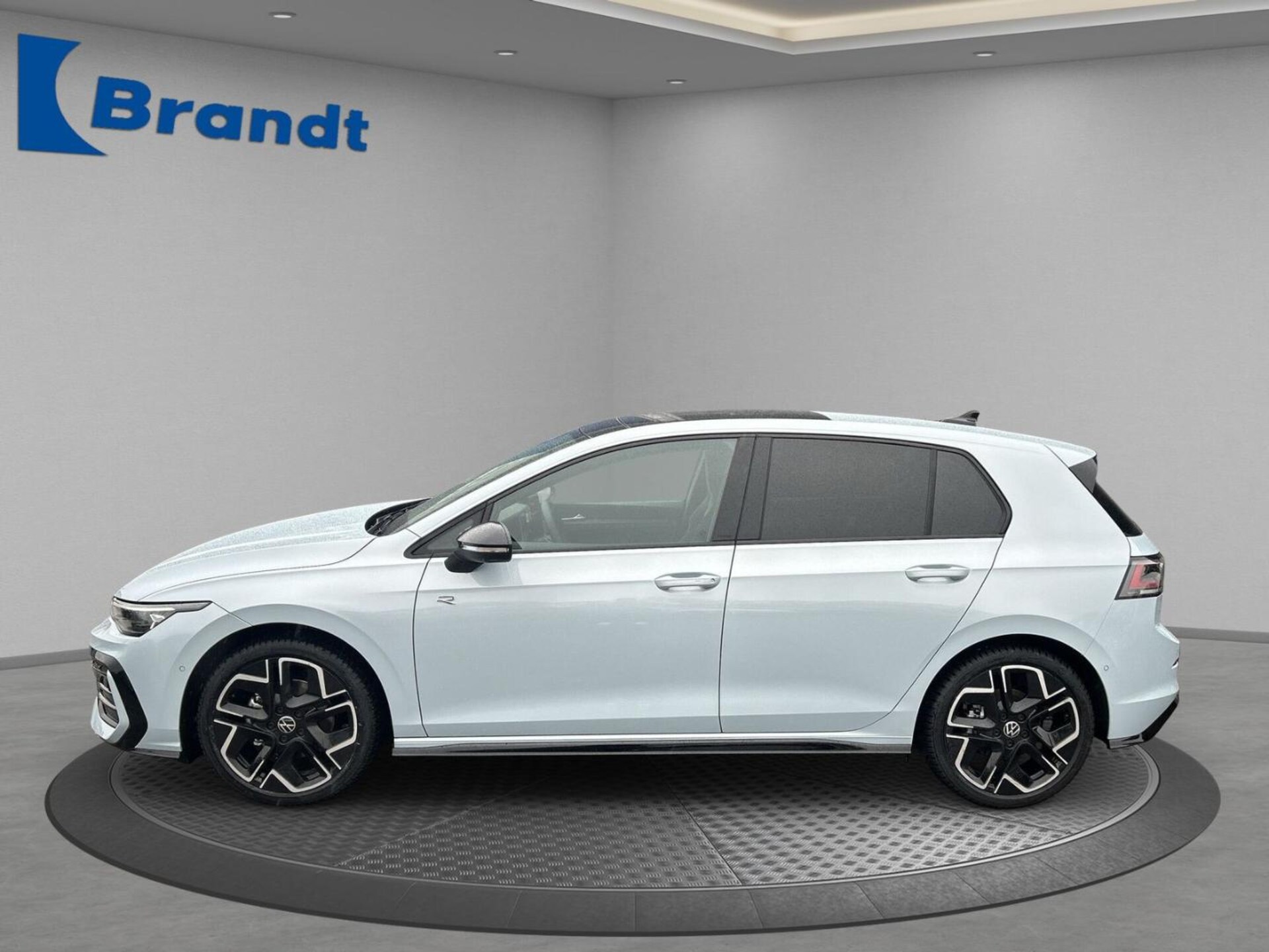 Volkswagen Golf R-Line