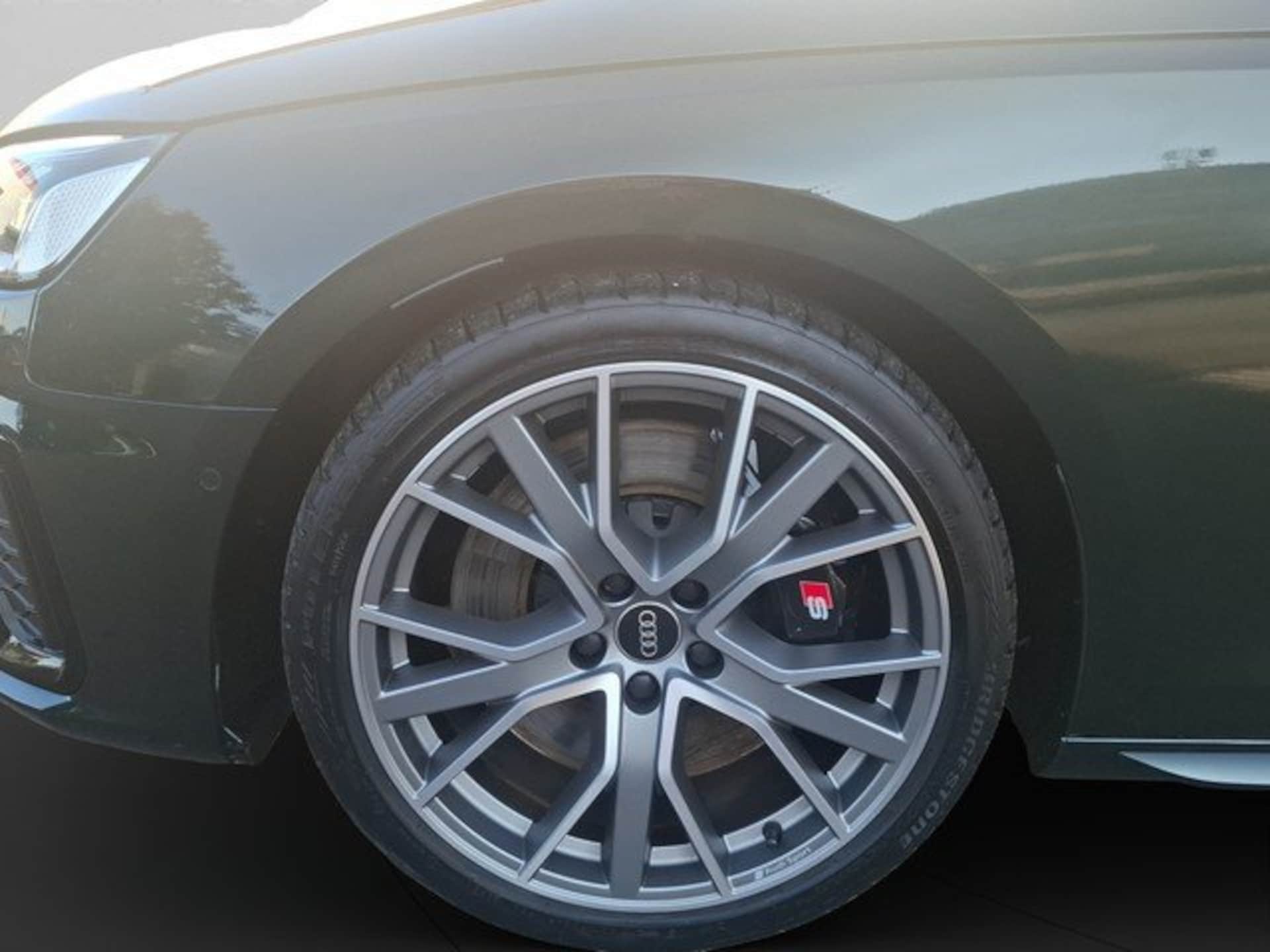 Audi S4 Avant