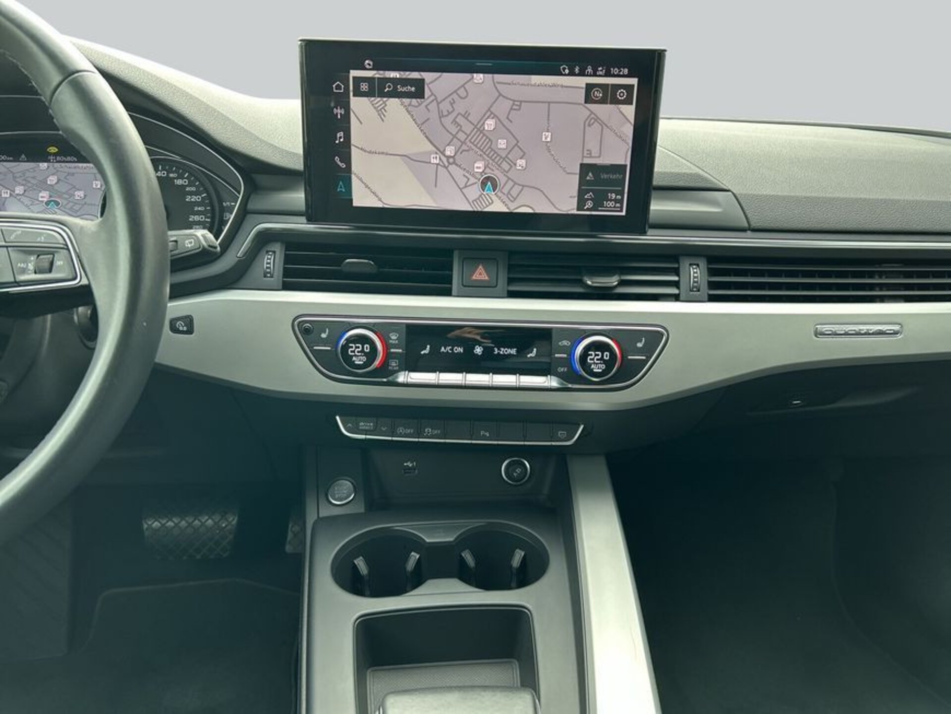Audi A4 Avant S line