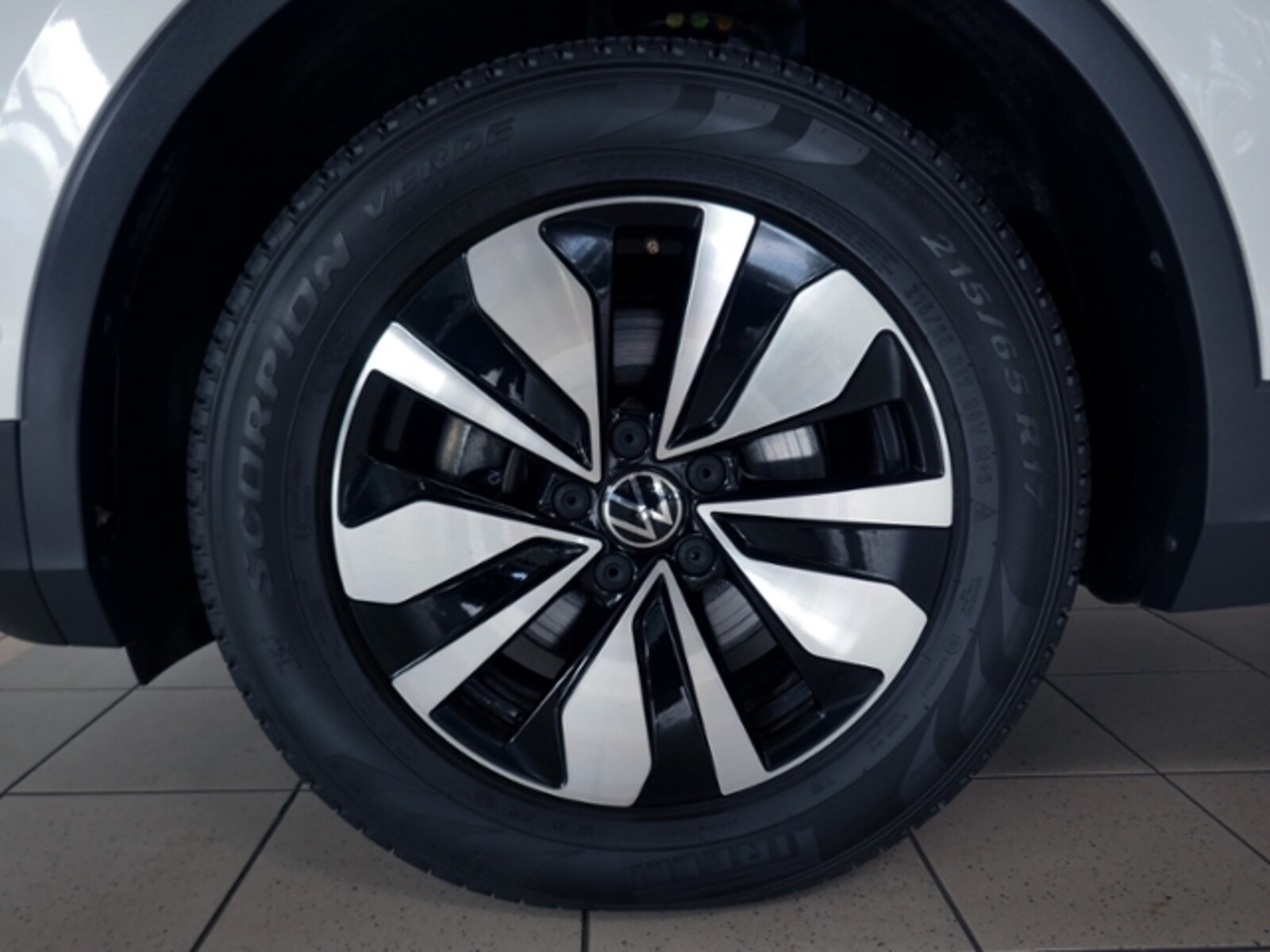 Volkswagen Tiguan – Bild 5