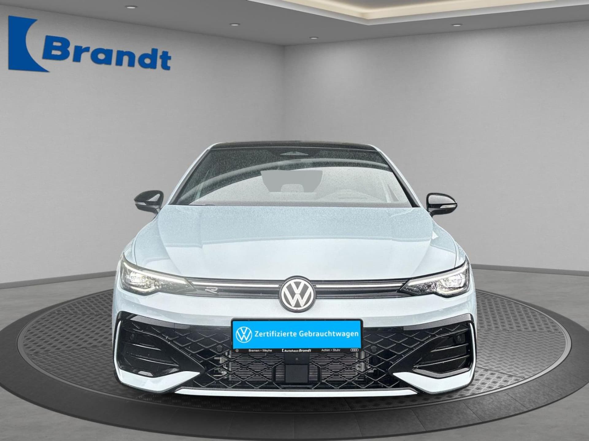 Volkswagen Golf R-Line