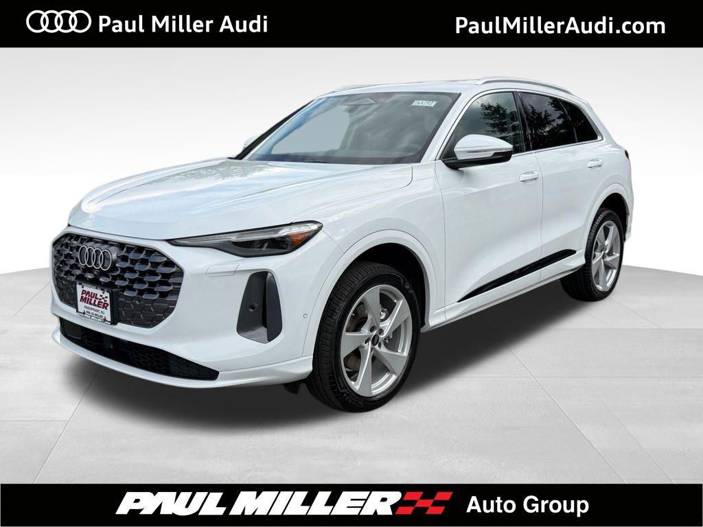 2026 Audi Q5 Premium Plus quattro's photo