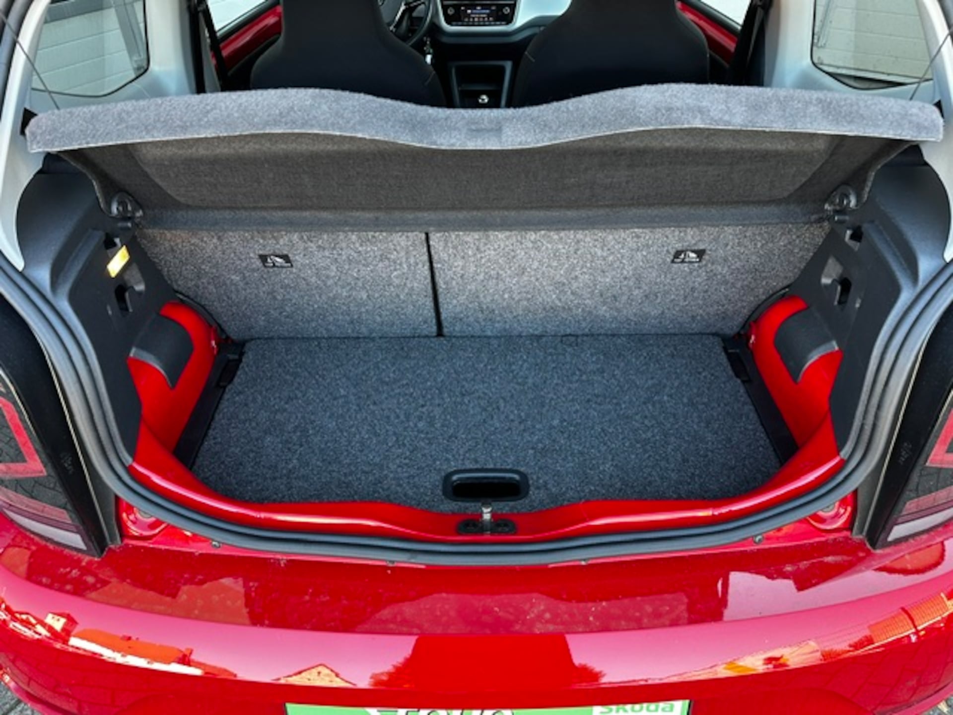 Volkswagen up! ACTIVE