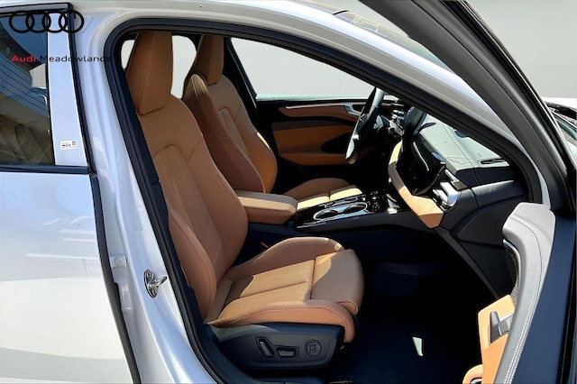 2026 Audi A6 Premium Plus - Photo 11