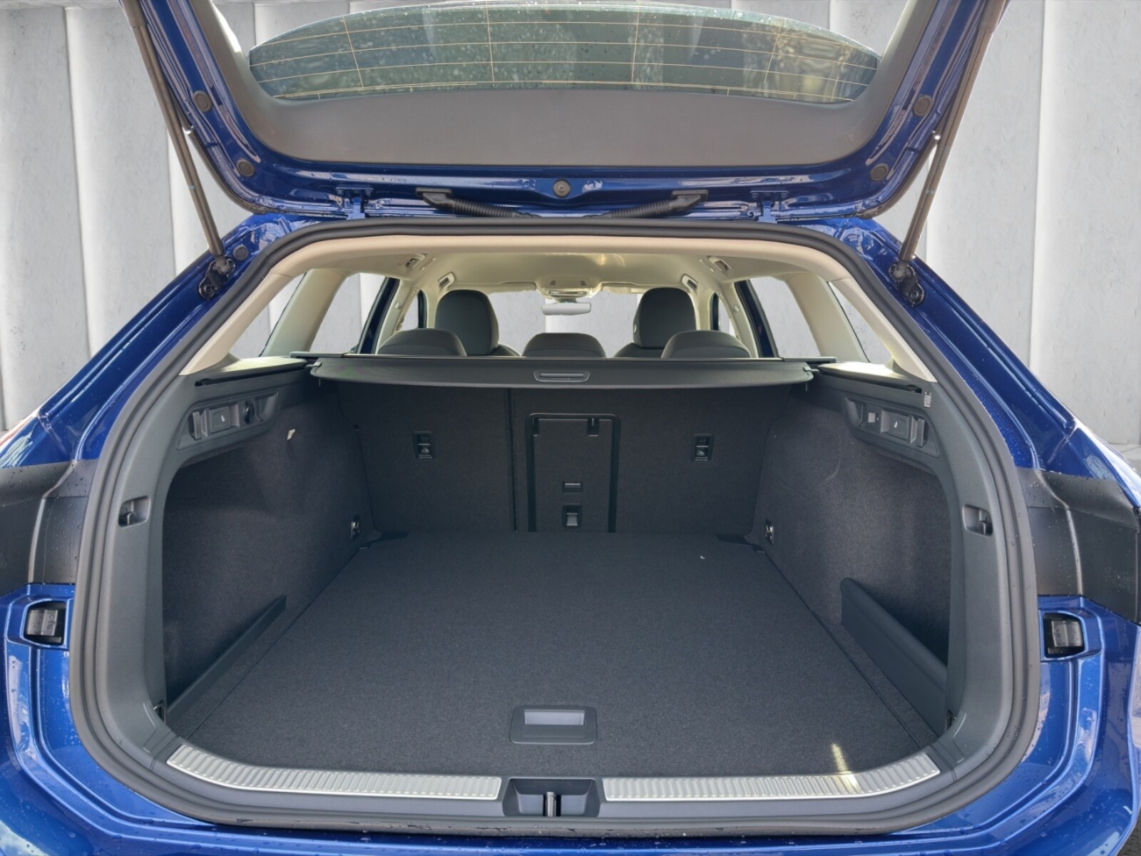 Volkswagen Passat – Bild 14