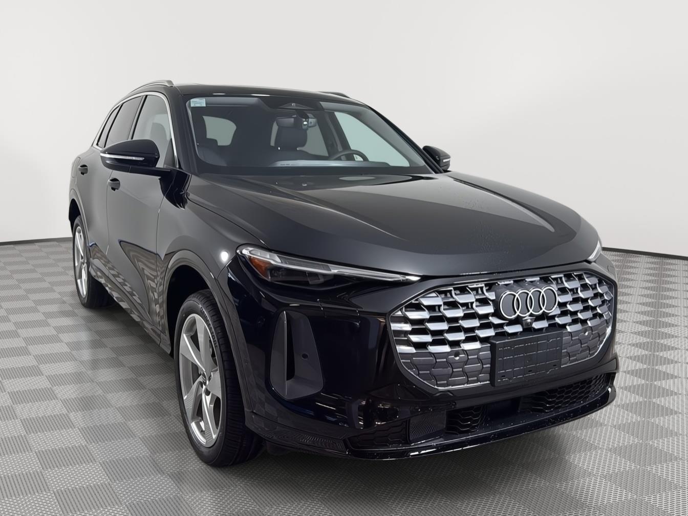 2026 Audi Q5 Premium Plus quattro's photo