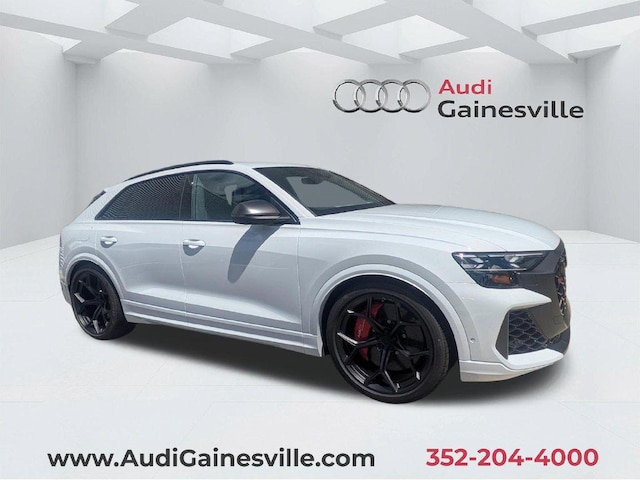 Photo of 2026 Audi RS Q8 SUV performance