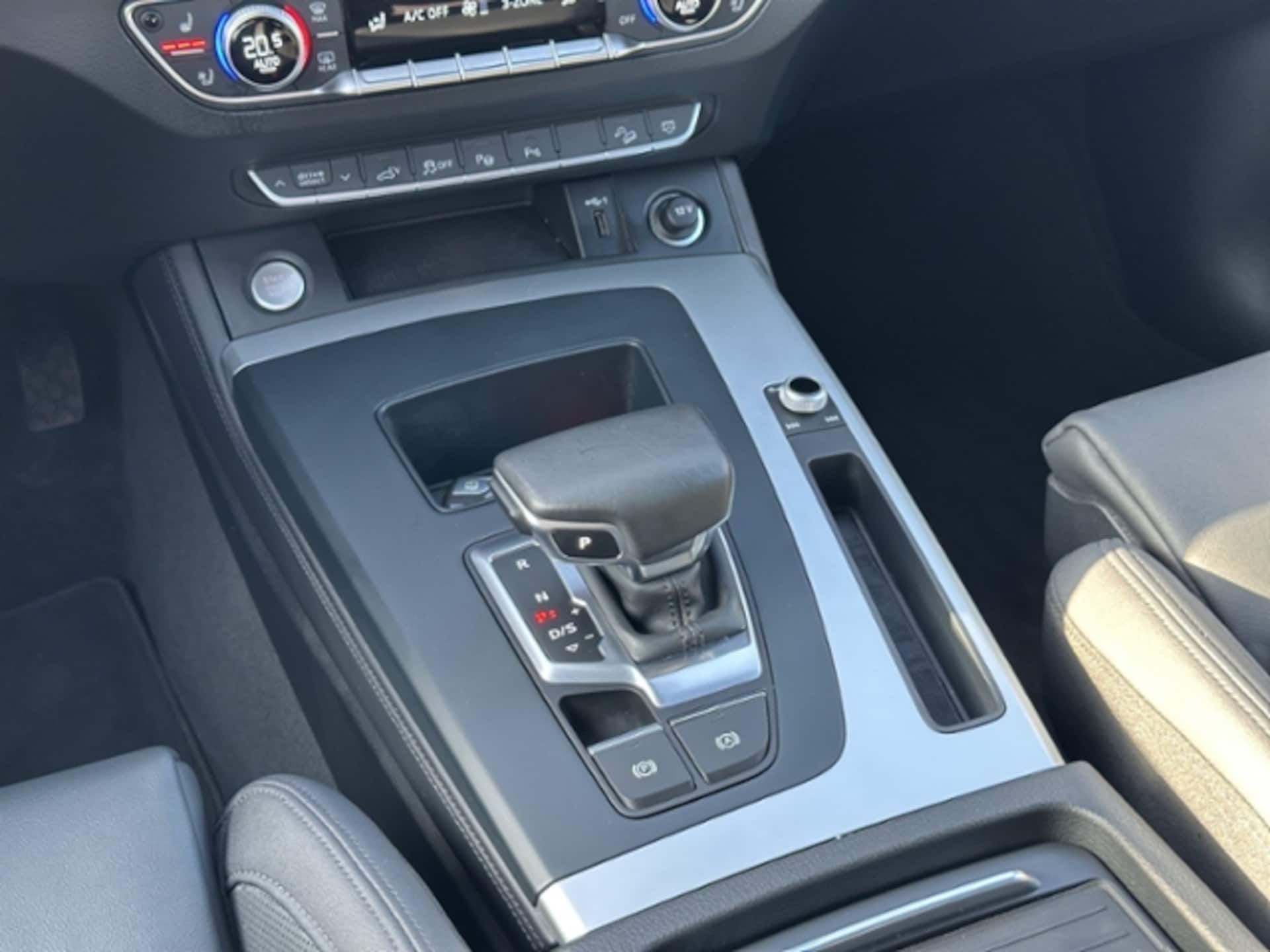 Audi Q5 TFSI e S line
