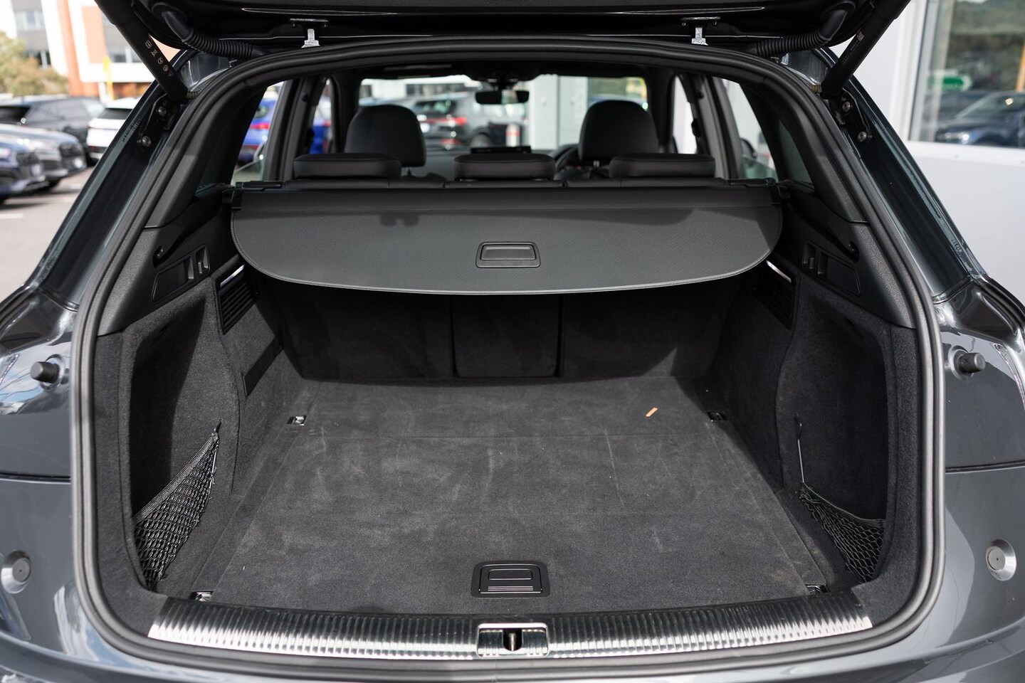 Image about Audi Q5 Sport 40 TDI quattro S tronic