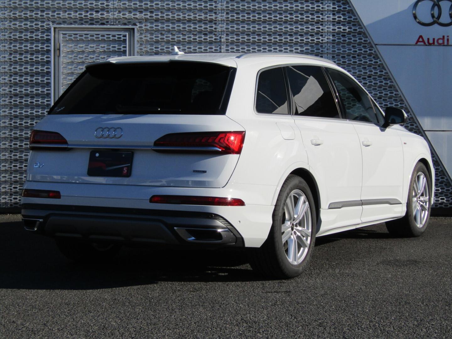 Image about Audi Q7 50 TDI quattro S line kW(PS) tiptronic