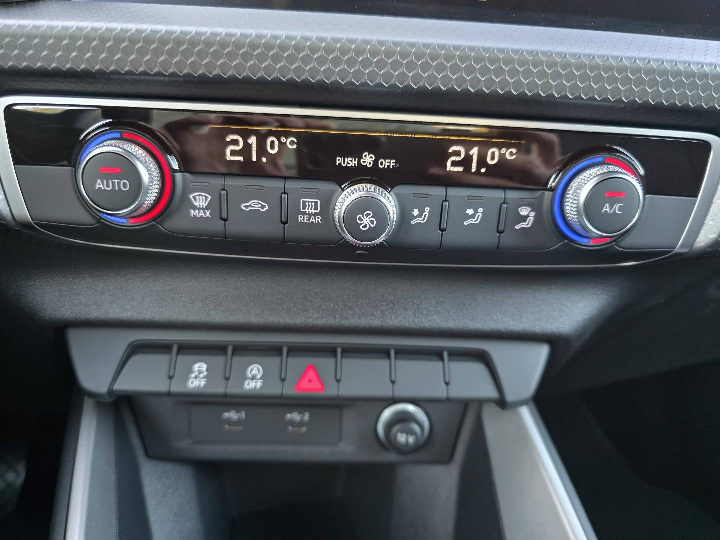 Image about Audi A1 Sportback Advanced 25 TFSI 70 kW (95 ch) S tronic