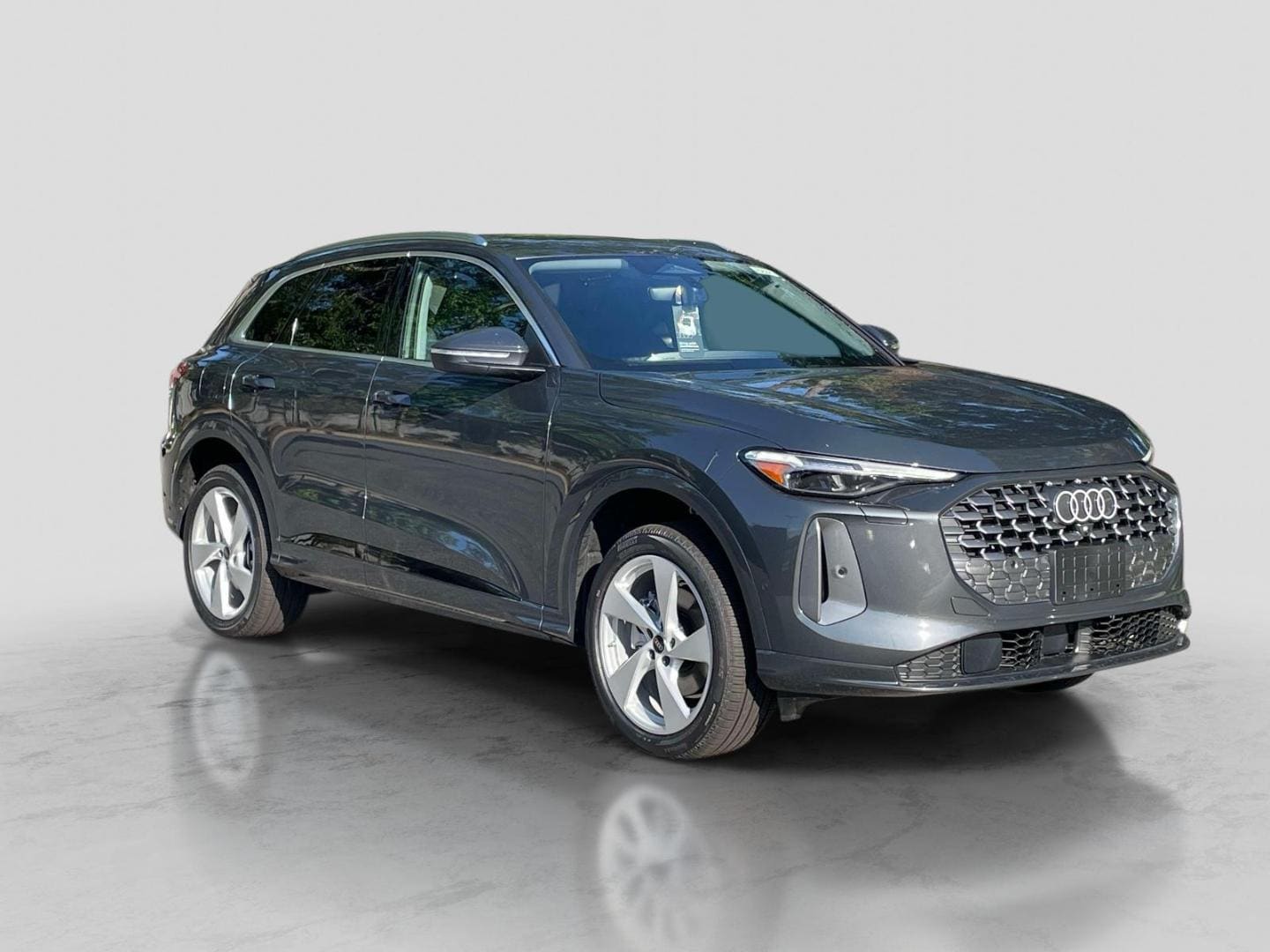 2026 Audi Q5 Premium Plus quattro's photo
