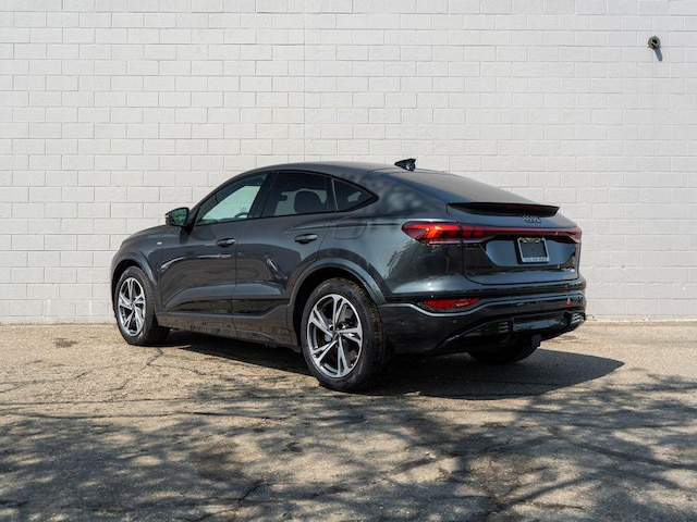 2027 Audi Q6 Sportback e-tron