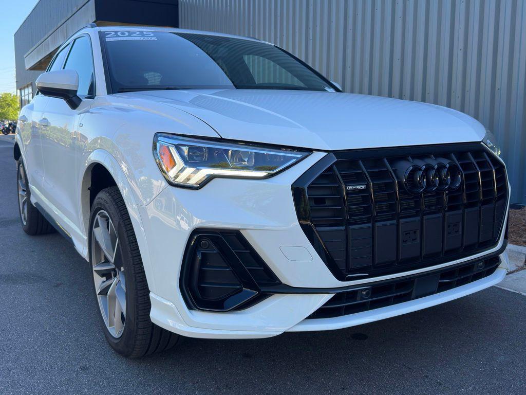 2025 Audi Q3 45 TFSI S Line Premium quattro's photo