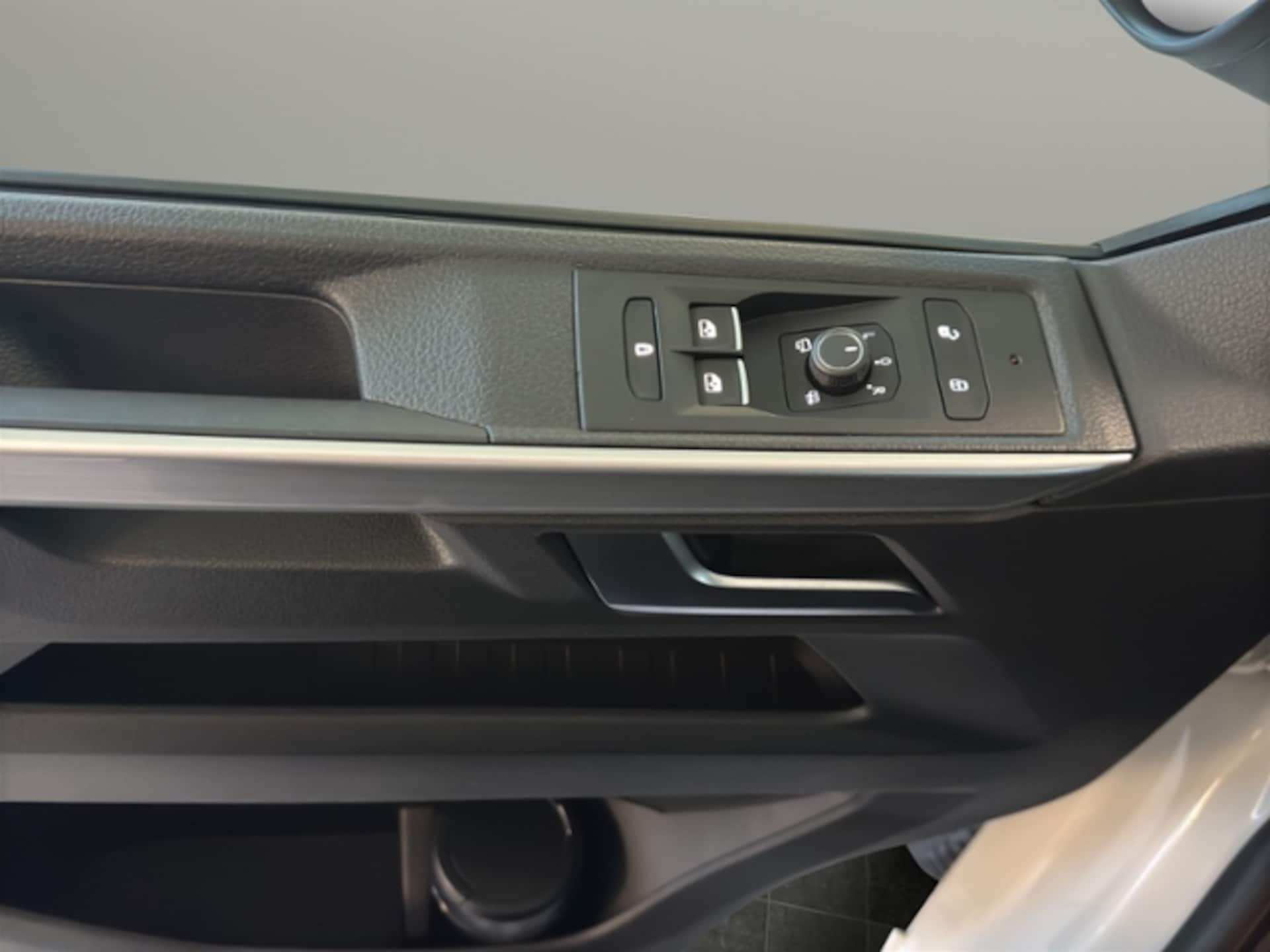 Volkswagen T6.1 California Beach