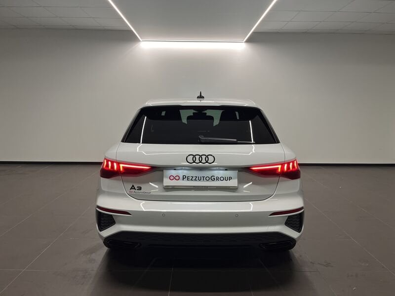 Immagine di Audi A3 Sportback TFSI e S line edition 45 TFSI e 180 kW (245 CV) S tronic - Vista: for more details contact your dealer