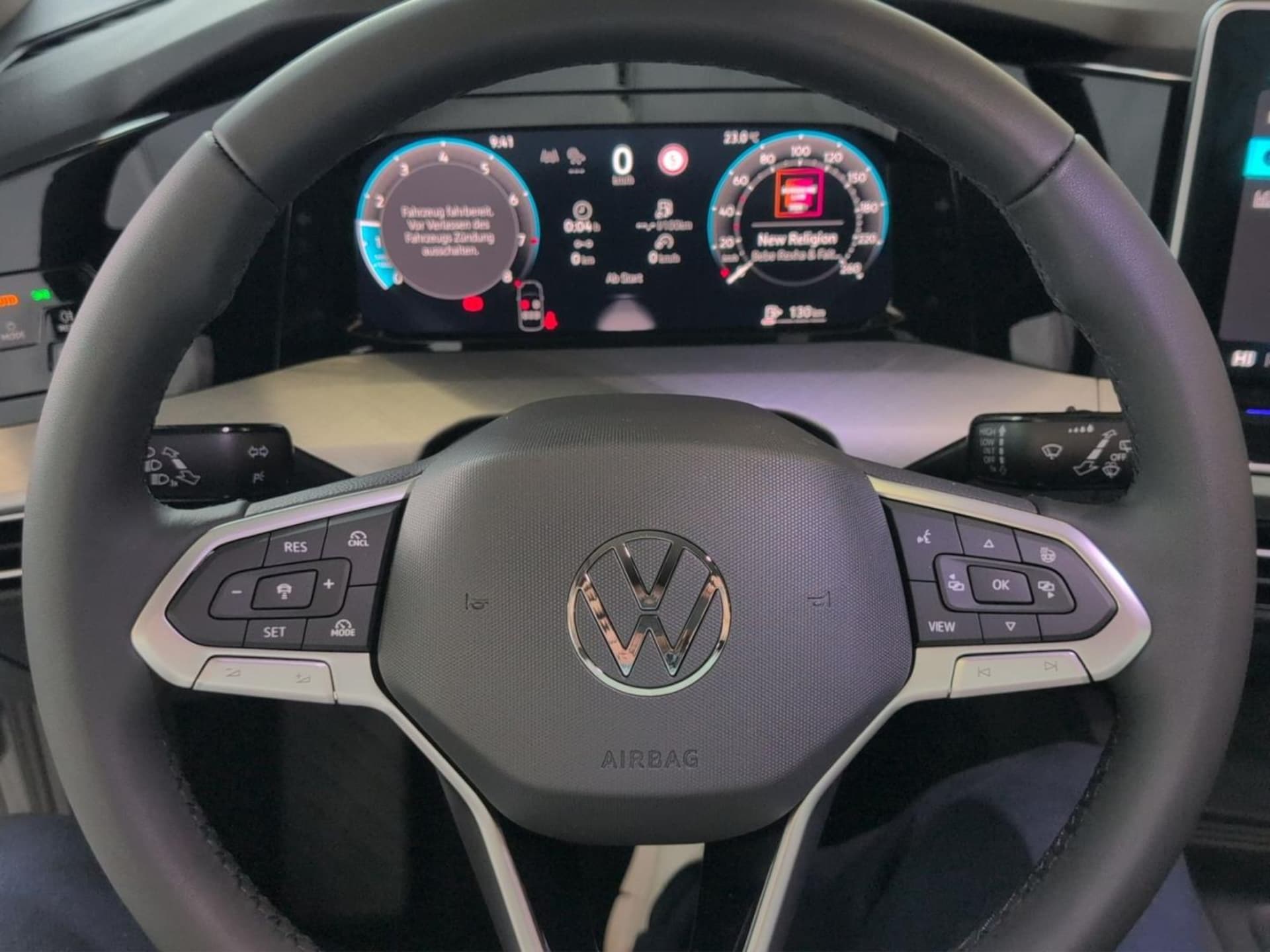 Volkswagen Golf Life
