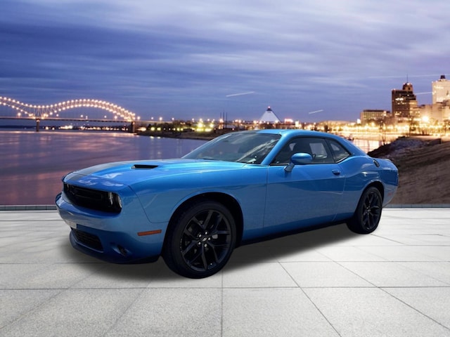 2023 Dodge Challenger SXT RWD photo