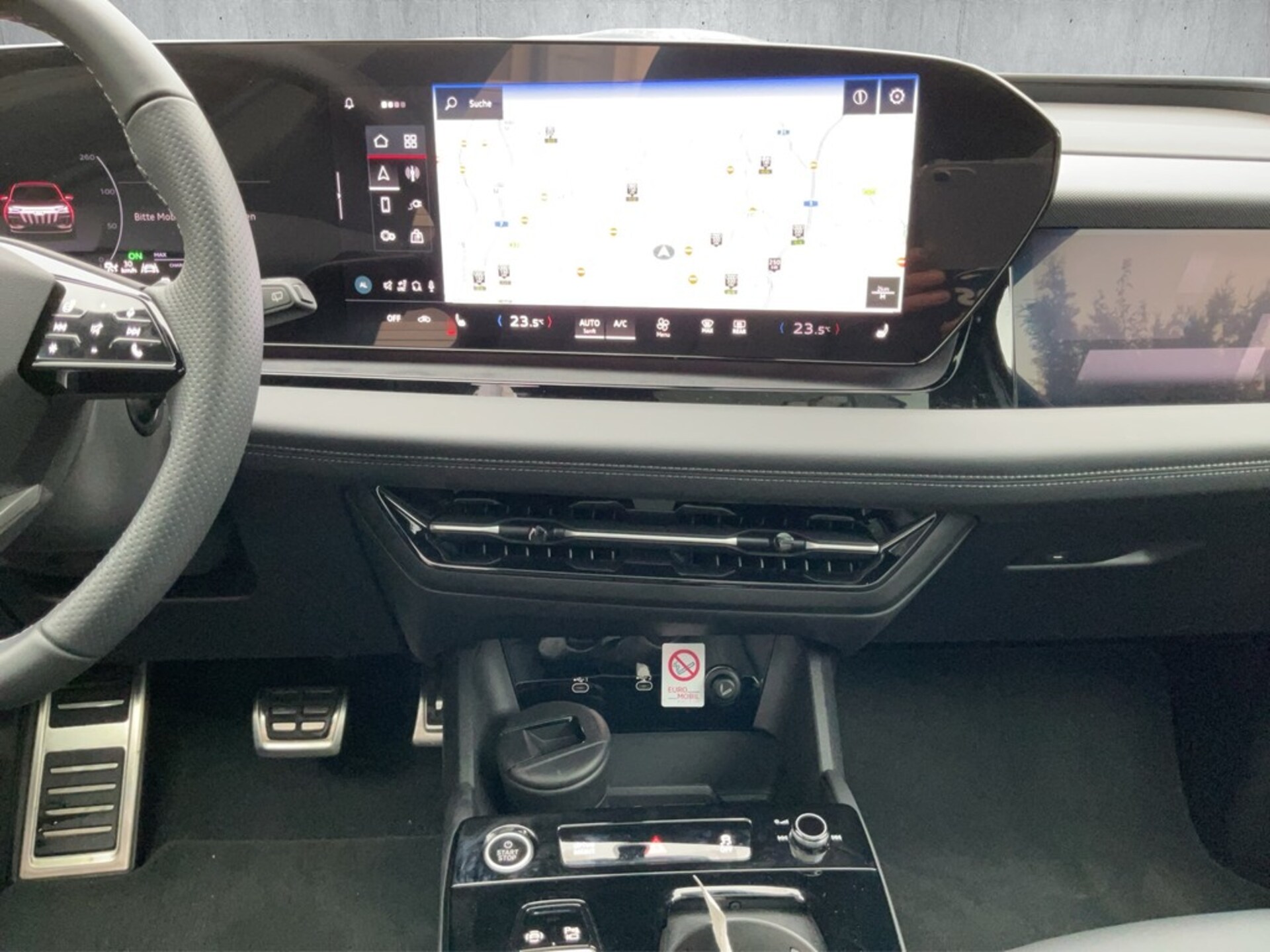 Audi Q6 SUV e-tron